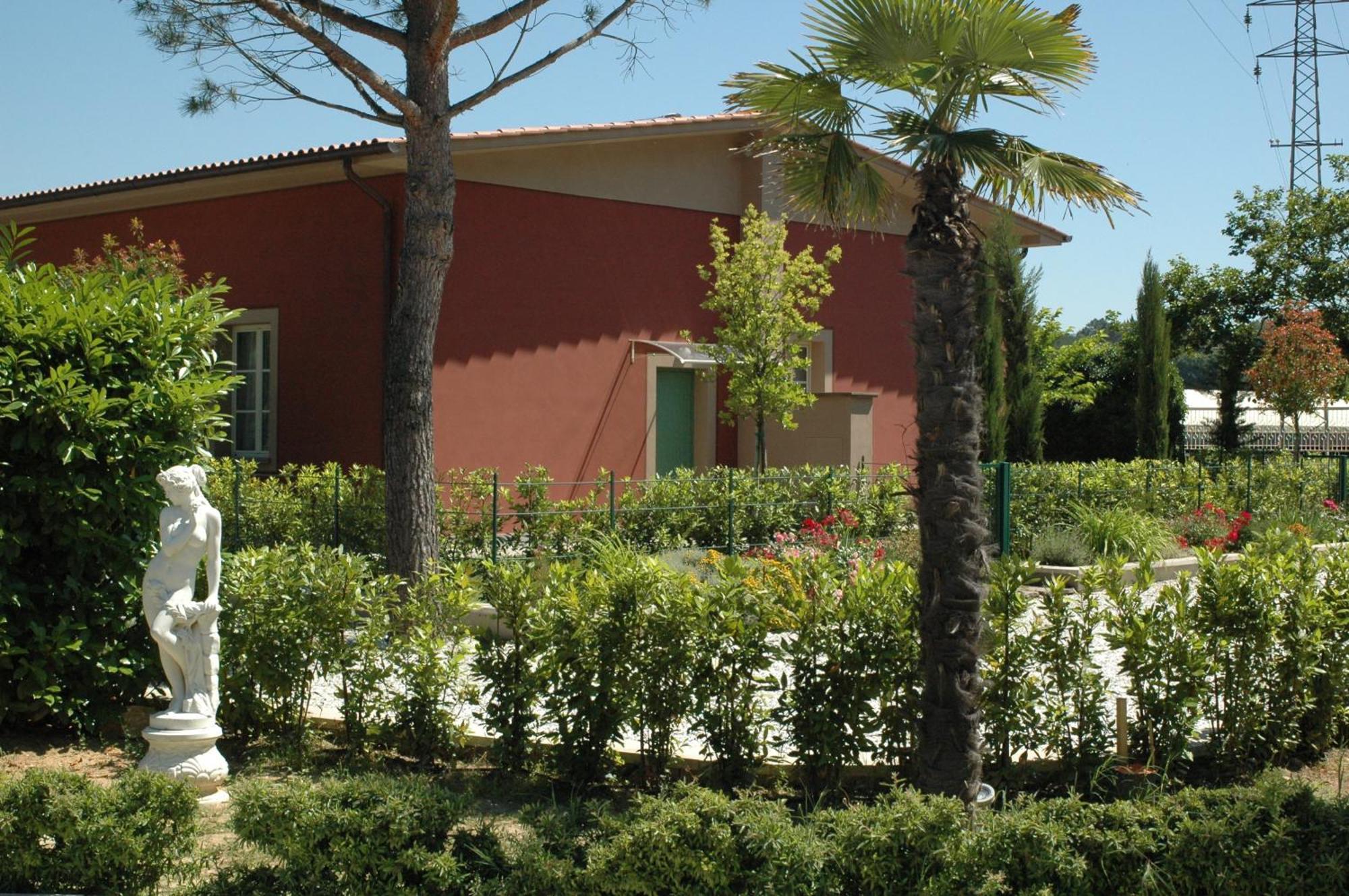 Cevoli Country Resort Lari Esterno foto